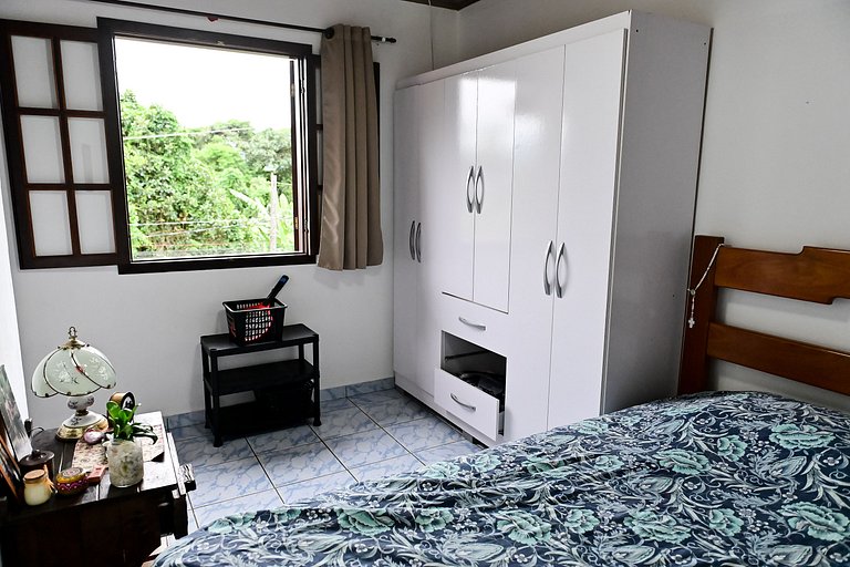 Vista Bela - Casa espaçosa e pertinho de tudo