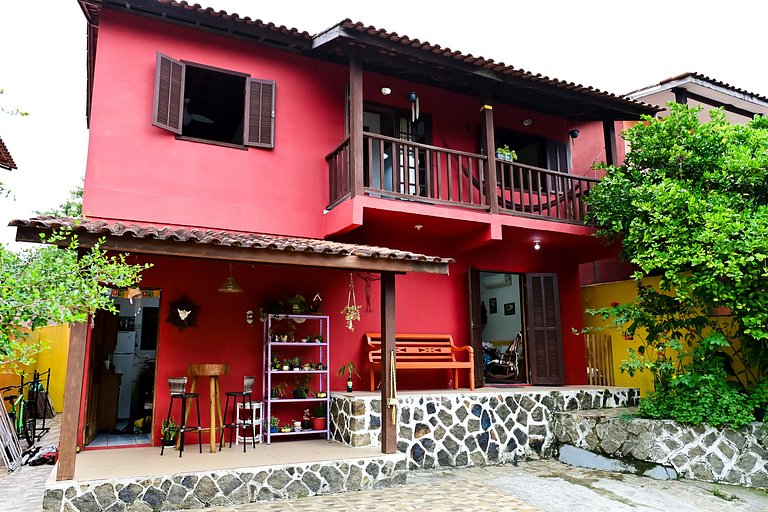 Vista Bela - Casa espaçosa e pertinho de tudo