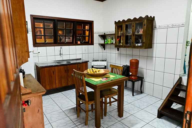 Vista Bela - Casa espaçosa e pertinho de tudo