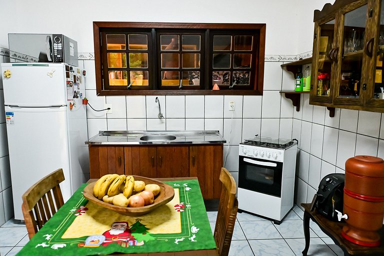 Vista Bela - Casa espaçosa e pertinho de tudo