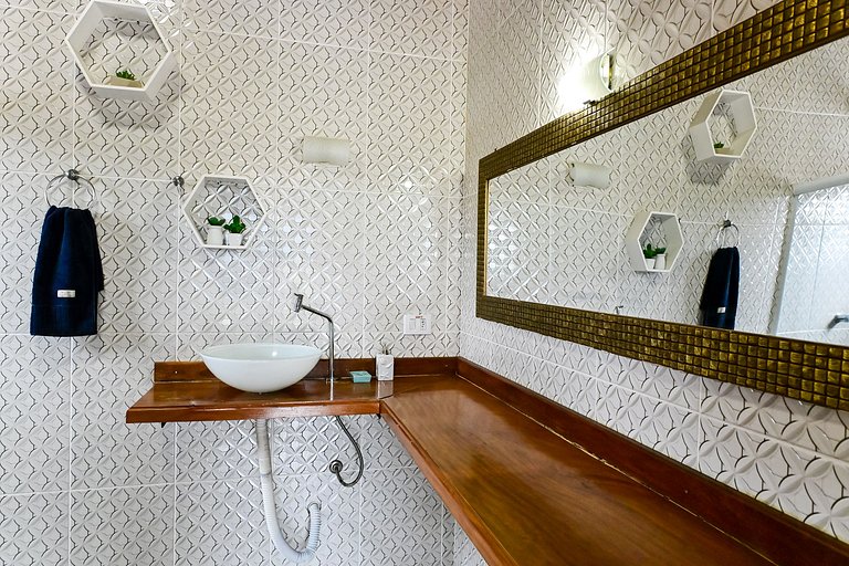 Casa Feiticeira – Piscina & conforto a 750m da praia