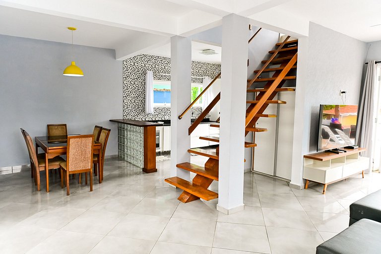 Casa Feiticeira – Piscina & conforto a 750m da praia