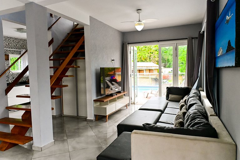 Casa Feiticeira – Piscina & conforto a 750m da praia