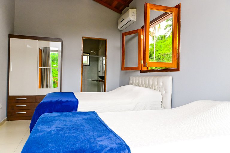 Casa Feiticeira – Piscina & conforto a 750m da praia