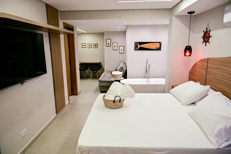 Studio Castelhanos | Banheira, piscina e vista