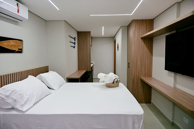 Studio Pacuíba | Banheira, piscina e café da manhã