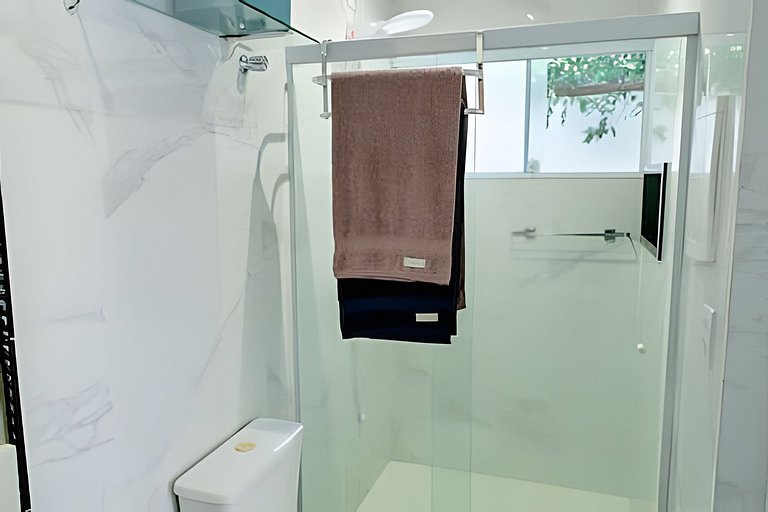 Jubarte Chalés - suíte com cozinha na cachoeira