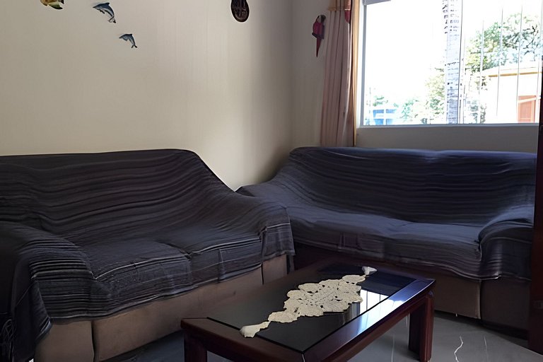 Refúgio Aconchego - 2 dorms com ar e quintal amplo