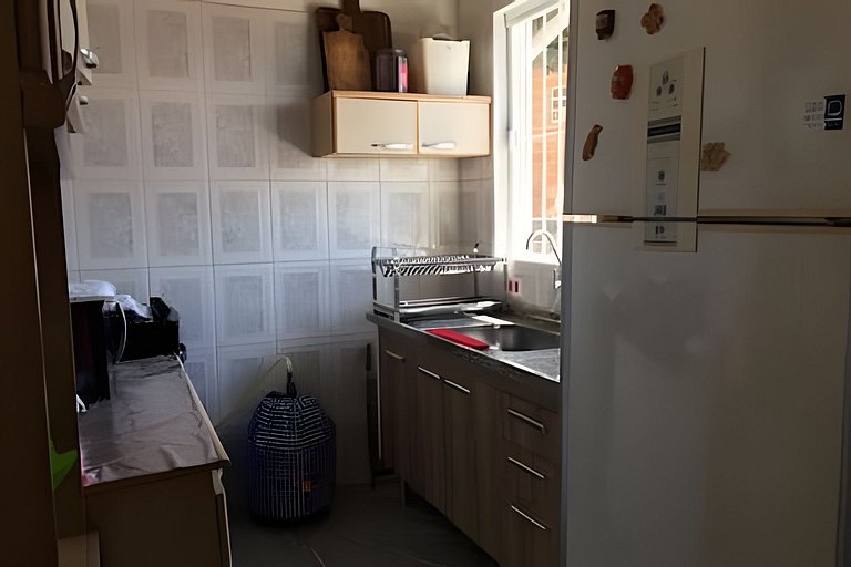 Refúgio Aconchego - 2 dorms com ar e quintal amplo