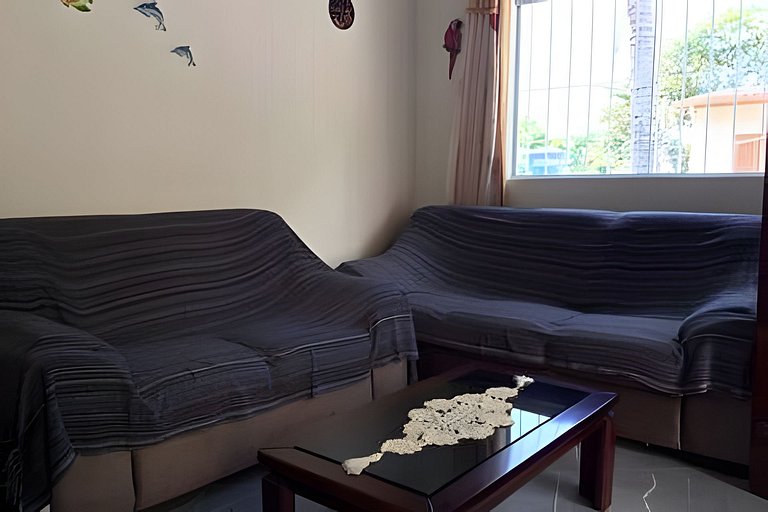 Refúgio Aconchego - 2 dorms com ar e quintal amplo